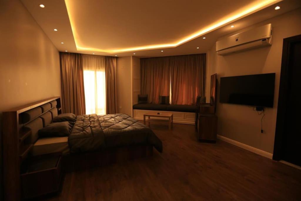 Munir's 2 Apartment
